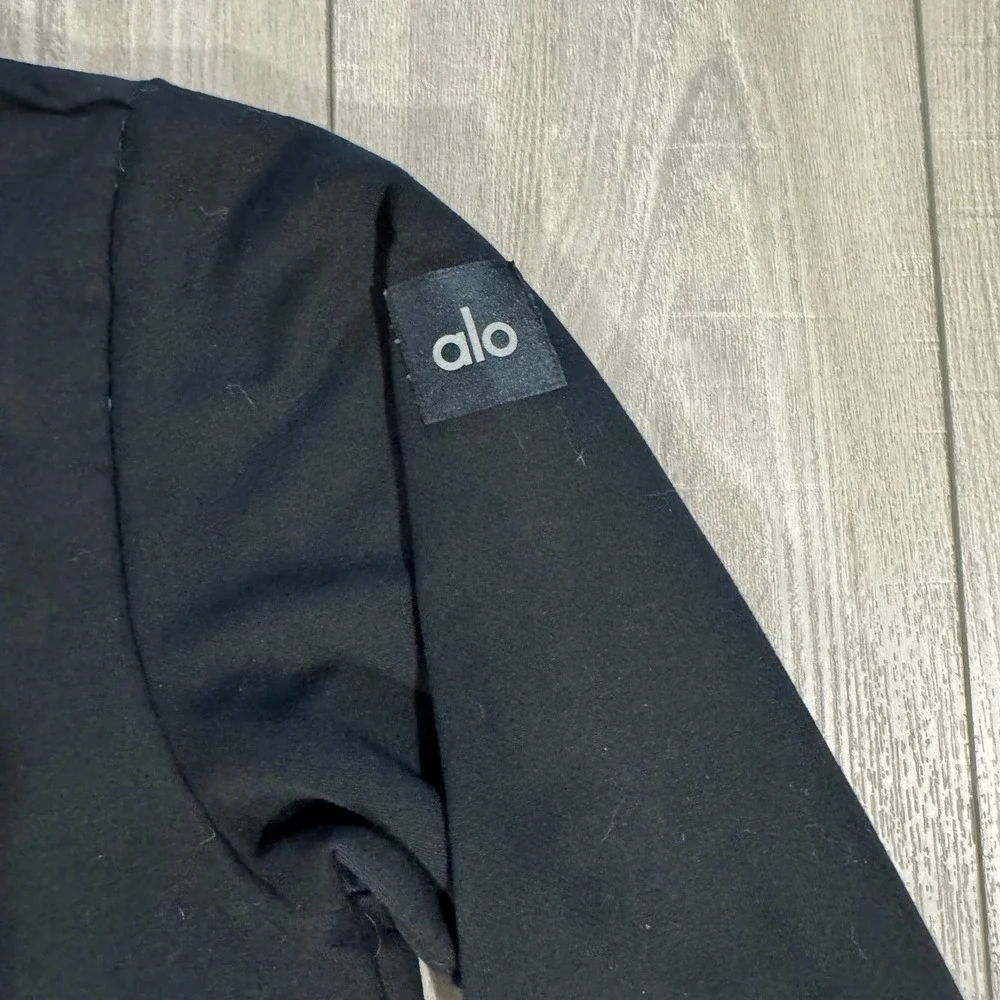 Alo Yoga Pullover Hoodie Women L Black Zipper Pockets Athleisure, Logo Patch